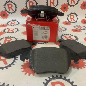 Kit pastiglie freno anteriori marca Brembo Citroen Peugeot P61076