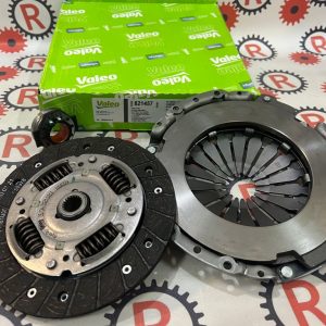 Kit frizione marca Valeo Fiat Punto (176)(188) Lancia Y-YPSILON 821457