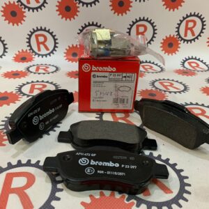 Kit pastiglie freni anteriori marca Brembo Fiat Panda (169) P23097 oem 77362689